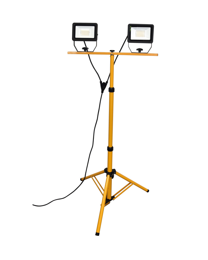 TWIN LED-Strahler 2 x 30 Watt mit Tele-Stativ, 3.0 m Gummikabel TWIN LED-Strahler 2 x 30 Watt mit Tele-Stativ, 3.0 m Gummikabel