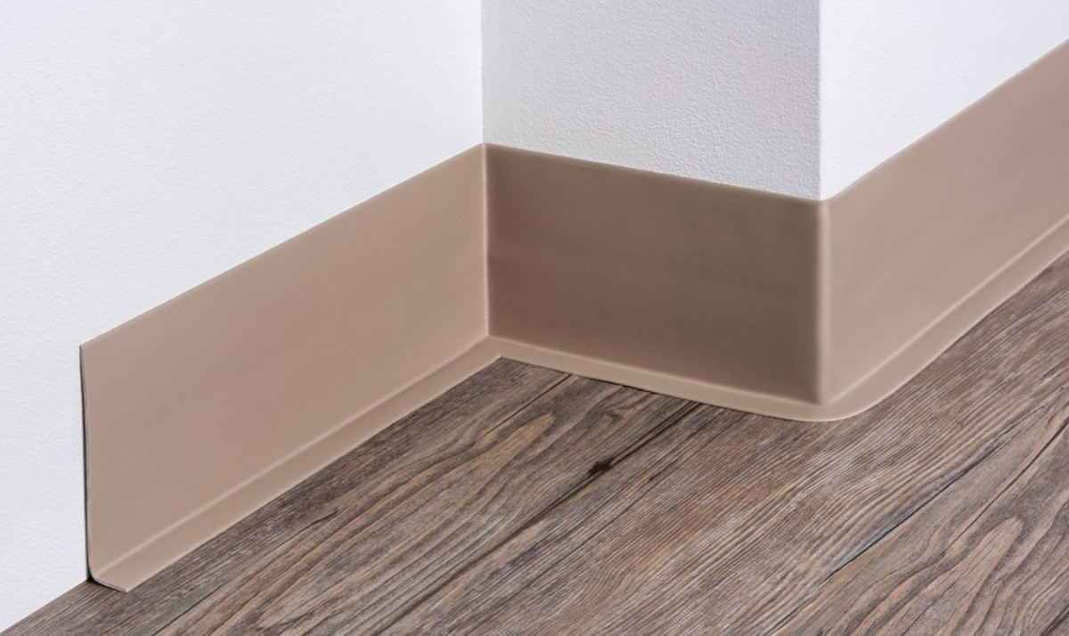 BOLTA Weich-PVC-Sockelleiste 100/20 50m Rolle BOLTA Weich-PVC-Sockelleiste 100/20 50m Rolle