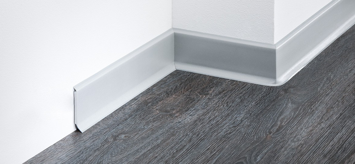 BOLTA Hartschaum-Sockelleiste 250 cm, eiche_rusti (8735)